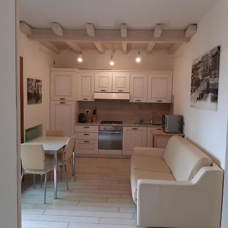Sweet Appartment Di Guido Peschiera del Garda Luaran gambar
