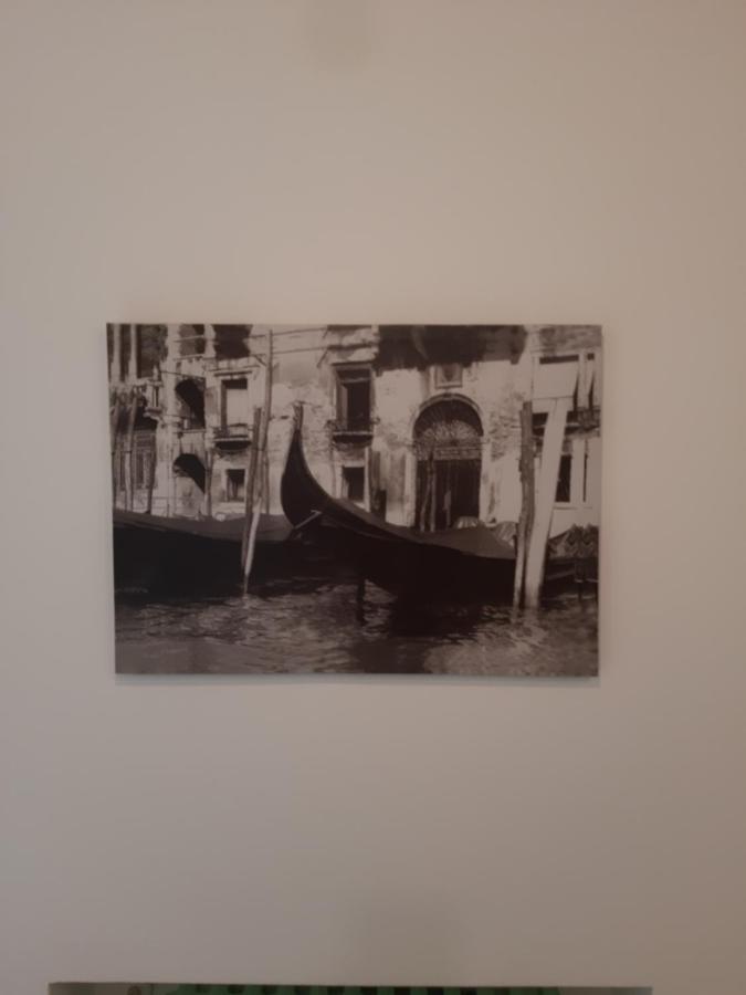 Sweet Appartment Di Guido Peschiera del Garda Luaran gambar