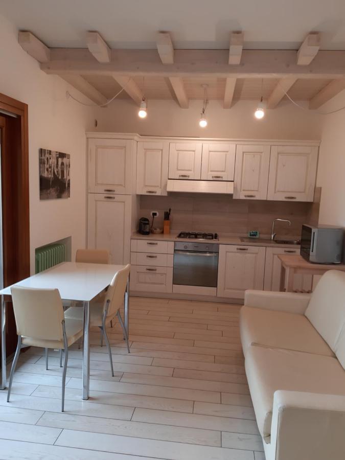 Sweet Appartment Di Guido Peschiera del Garda Luaran gambar