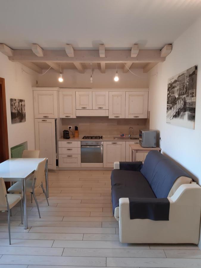 Sweet Appartment Di Guido Peschiera del Garda Luaran gambar