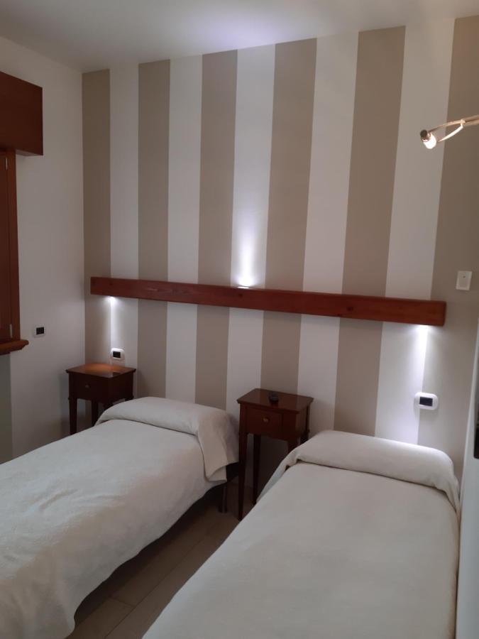 Sweet Appartment Di Guido Peschiera del Garda Luaran gambar